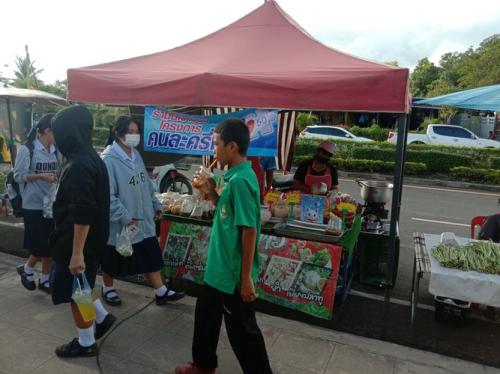 ตลาดประชารฐคนไทยยิ้มได้ (ตลาดระเบ๊าะเจียลำดวน)