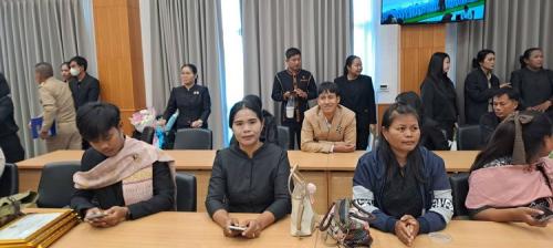 กลุ่มทอผ้าบ้านเพชรจังวา รับรวงวัลฯ